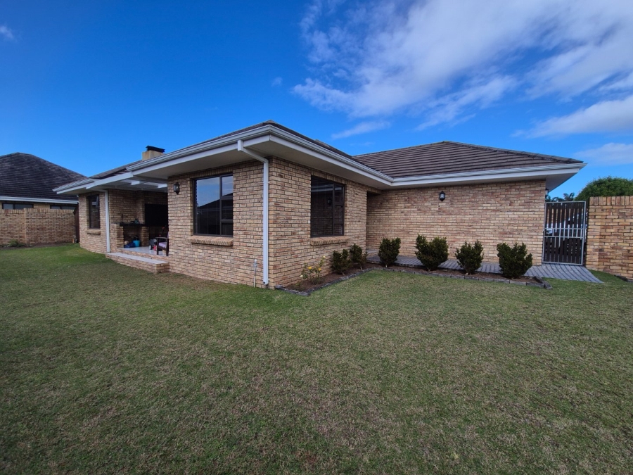 3 Bedroom Property for Sale in Weybridge Park Eastern Cape